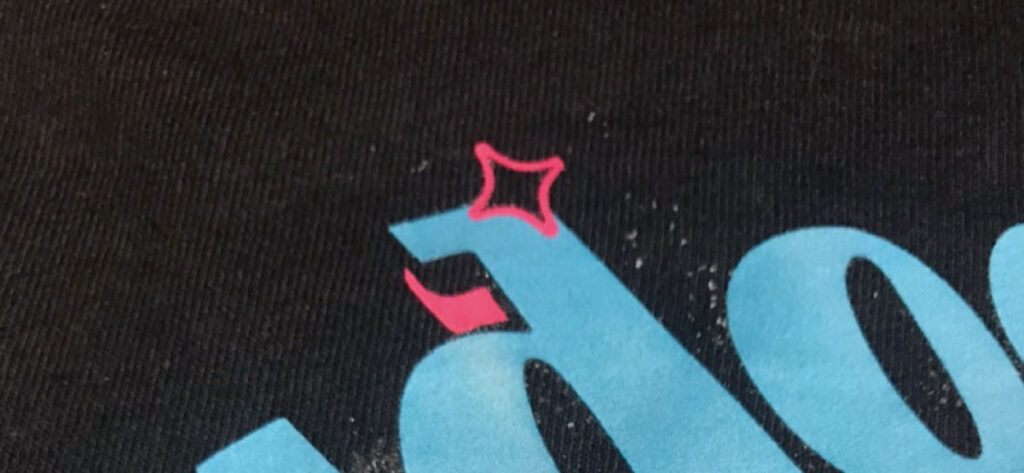 DTF はみ出たパウダーの除去工程1