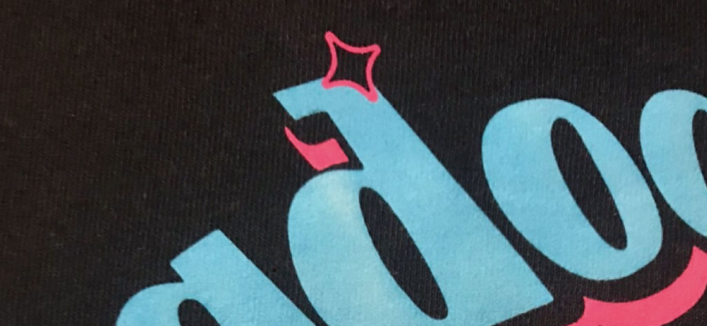 DTF はみ出たパウダーの除去工程4